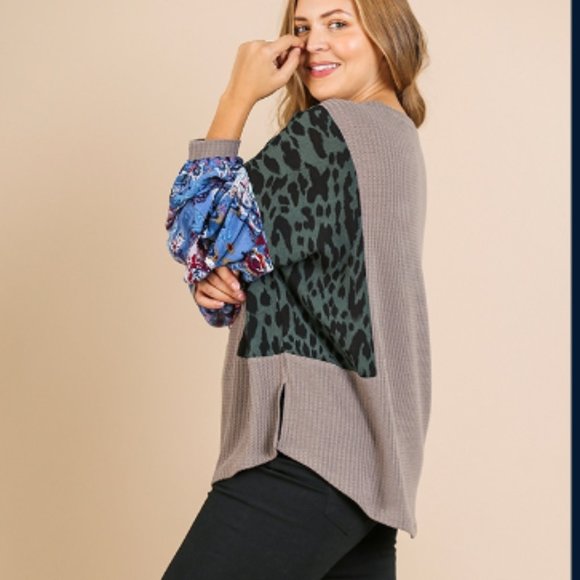 New UMGEE XL 1XL Aztec & Animal Mixed Print Long Puff Sleeve Waffle Knit Top - Picture 5 of 8